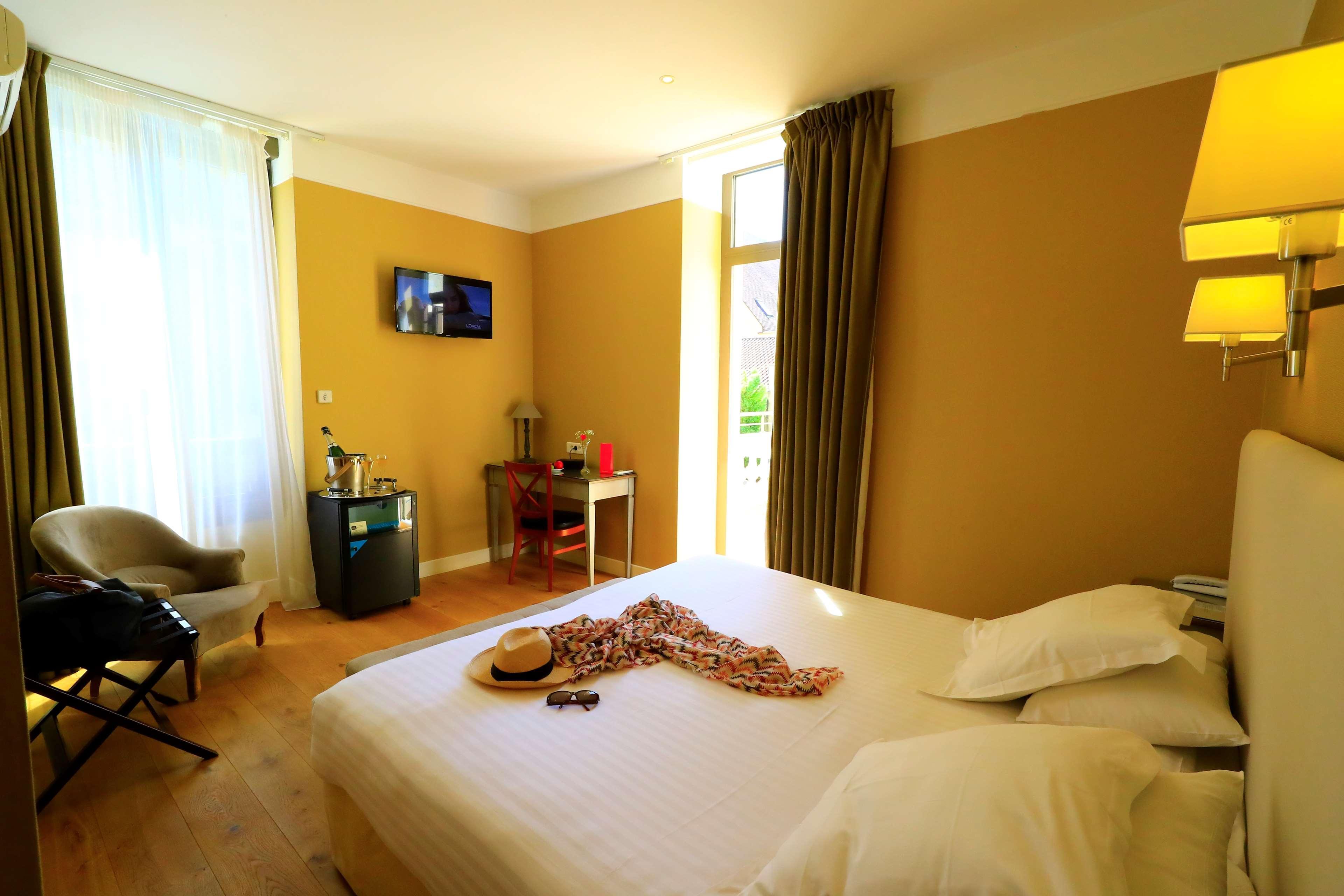 Hotel Le Renoir Sarlat-la-Canéda Kültér fotó
