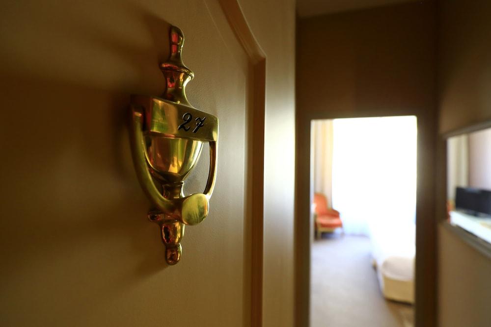 Hotel Le Renoir Sarlat-la-Canéda Kültér fotó